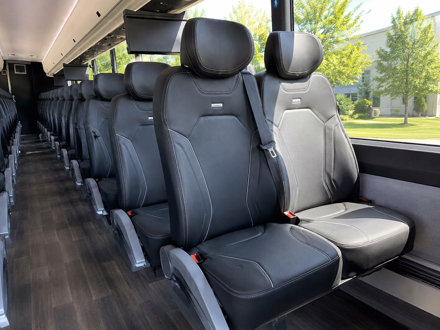 how distance and trip duration affect davenport bus rental rates