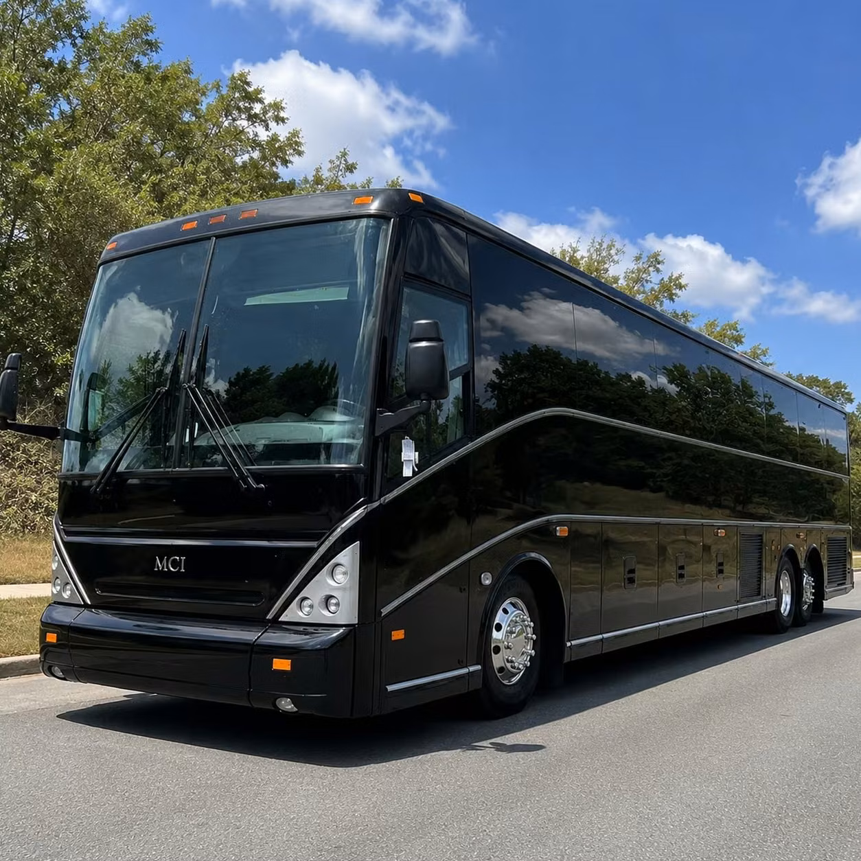 long distance corporate bus rentals from davenport to chicago des moines and beyond