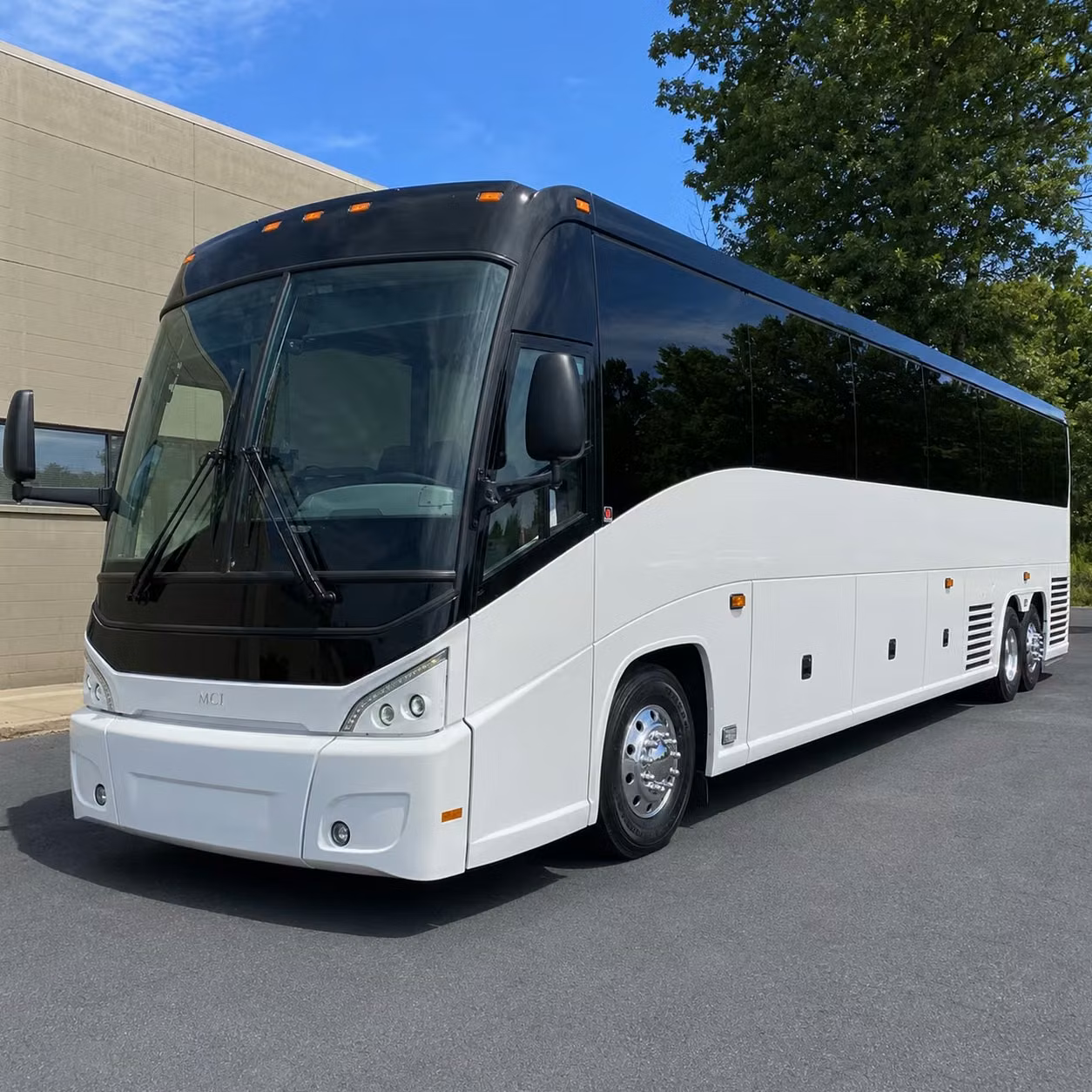 sunday worship shuttles and weekly church shuttle service in davenport